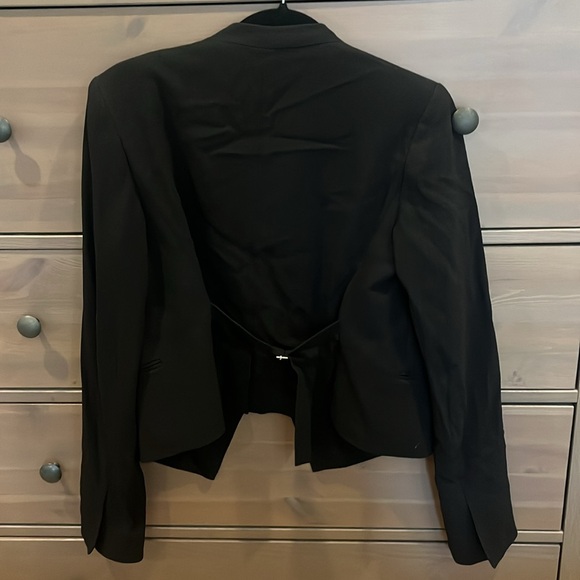 Theory Crepe Jacket - Picture 2 of 3